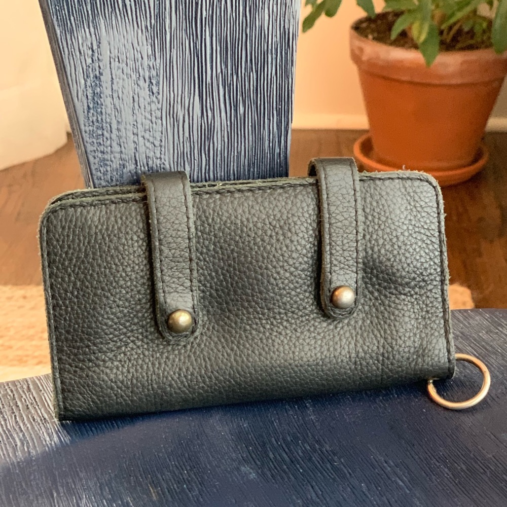 Ecote Black Leather Wallet